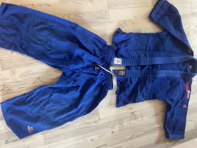 Лот: 16435276. Фото: 1. Кимоно детское. Одежда для боевых искусств