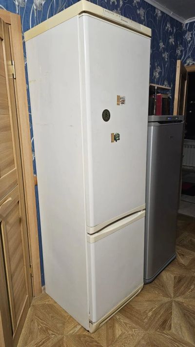 Лот: 25887019. Фото: 1. Холодильник. Холодильники, морозильные камеры