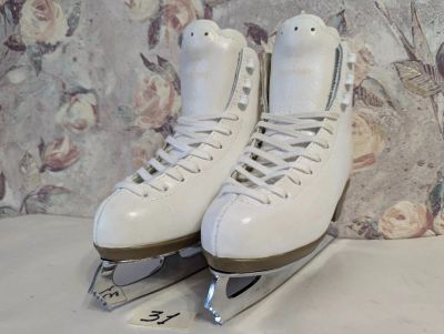 Лот: 25885062. Фото: 1. Раз: 31/19.5 - Risport RF4. Коньки