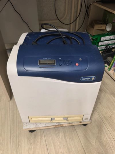 Лот: 25888458. Фото: 1. Принтер лазерный цветной xerox... Лазерные принтеры