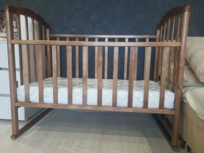 Лот: 25896063. Фото: 1. Кроватка. Детские кровати и кроватки
