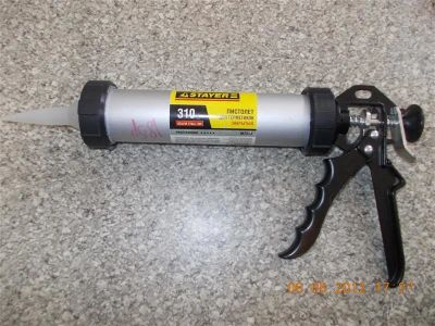 Лот: 1794286. Фото: 1. Пистолет для герметиков закрытый. Ручной инструмент