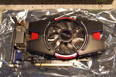 Лот: 12881864. Фото: 1. asus gt 640 2gb не требовательна... Видеокарты