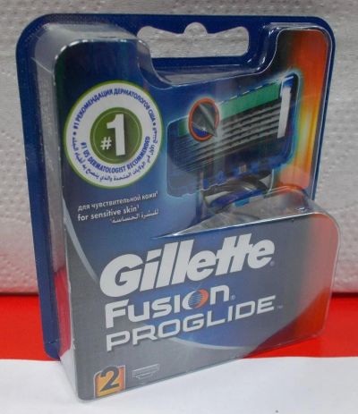 Лот: 6493959. Фото: 1. Gillette Fusion ProGlide сменные... Бритвенные станки и лезвия