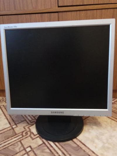 Лот: 11259160. Фото: 1. Монитор Samsung 17 1 не исправен. ЖК-мониторы