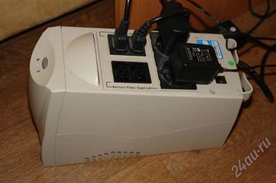 Лот: 540665. Фото: 1. Бесперебойник UPS Black Comfo... ИБП, аккумуляторы для ИБП