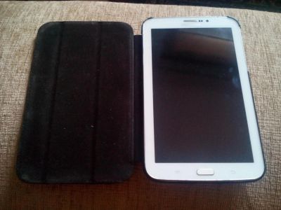Лот: 8419582. Фото: 1. Планшет Samsung Galaxy Tab 3. Планшеты