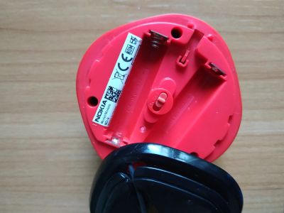 Лот: 19273087. Фото: 1. Музыкальная колонка Nokia MD-9. Портативные, беспроводные колонки