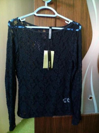 Лот: 9982645. Фото: 1. Новый кружевной джемпер, фирма... Свитеры, толстовки, худи