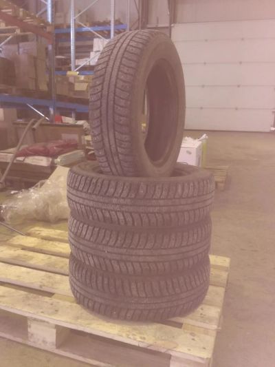 Лот: 9523438. Фото: 1. Шины. Шины