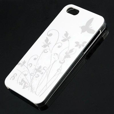 Лот: 3058174. Фото: 1. Чехол белый с бабочками iPhone... Чехлы, бамперы