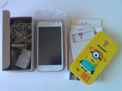 Лот: 5111896. Фото: 1. Samsung GT-I9500 Galaxy S4 White... Смартфоны
