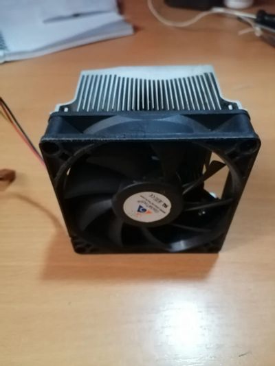 Лот: 25907195. Фото: 1. Вентилятор с радиатором. Радиаторы, системы охлаждения