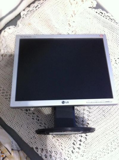 Лот: 8432233. Фото: 1. Монитор LG flatron L1550S. ЖК-мониторы