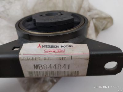 Лот: 16628135. Фото: 1. Подушка двигателя Mitsubishi MB844841. Двигатель и элементы двигателя