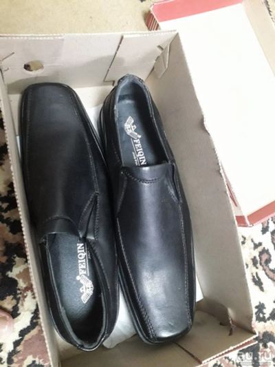 Лот: 17237255. Фото: 1. Черные Туфли мужские 42 размер... Кеды, кроссовки, слипоны
