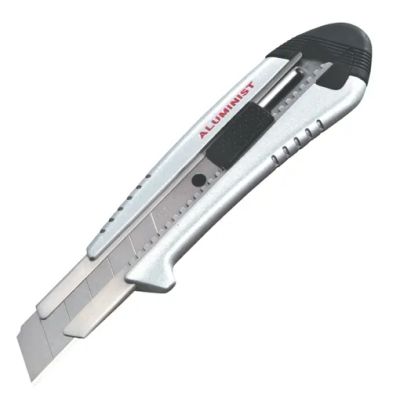 Лот: 21507079. Фото: 1. Нож Tajima Aluminist, 25 мм, 3... Ручной инструмент