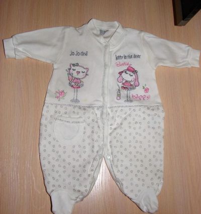 Лот: 6301802. Фото: 1. Милый комбинезон. Размер 56. Костюмы, пиджаки, комбинезоны