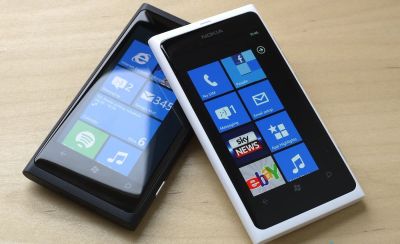 Лот: 4137265. Фото: 1. Nokia Lumia 925 (белый/серый/черный... Смартфоны