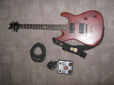 Лот: 2116107. Фото: 1. элетрогитара облегченная с полным... Гитары