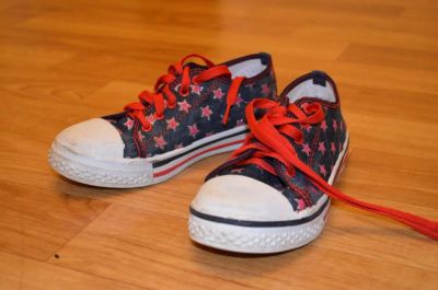 Лот: 6510971. Фото: 1. Кеды Pasito для девочки, размер... Кеды, кроссовки