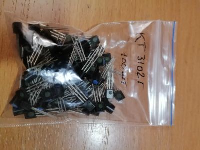 Лот: 25888844. Фото: 1. Транзисторы КТ3102г. 100 шт. Транзисторы