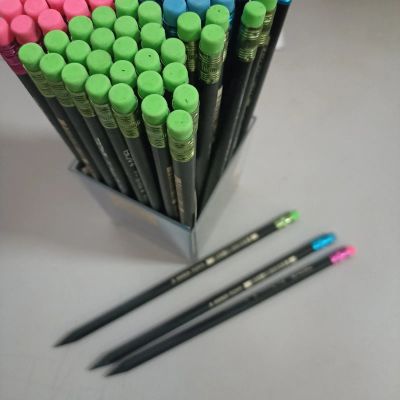 Лот: 19901833. Фото: 1. Карандаш чёрное дерево Adel. Ручки, карандаши, маркеры