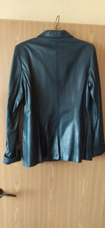 Лот: 20054788. Фото: 1. Пиджак кожаный. Пиджаки, жакеты, жилеты