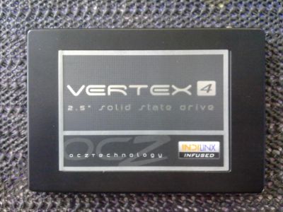 Лот: 7320357. Фото: 1. Твердотельный накопитель SSD 2... SSD-накопители