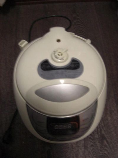 Лот: 6382137. Фото: 1. Скороварка-мультиварка+подарок... Кухонная