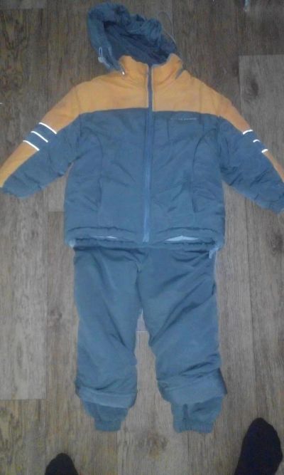 Лот: 6438632. Фото: 1. Зимний комплект на мальчика рост... Костюмы, пиджаки, комбинезоны