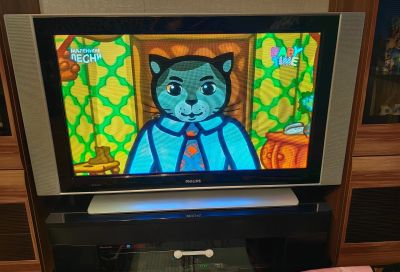 Лот: 25776495. Фото: 1. Телевизор Philips 42 DVB-T/DVB-C. Телевизоры