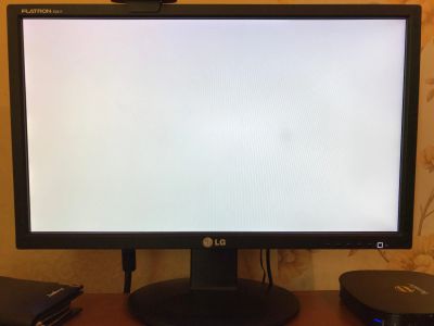 Лот: 12283402. Фото: 1. Монитор LG Flatron E2411. ЖК-мониторы