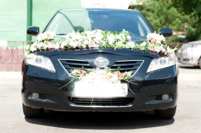 Лот: 3042273. Фото: 1. свадебное украшение на машину. Другое (свадебная мода)