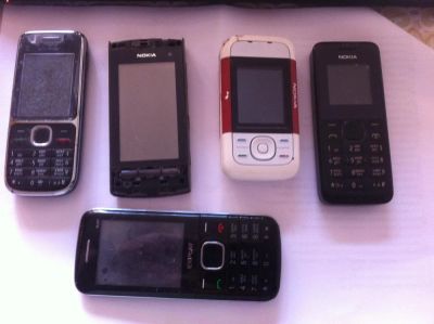 Лот: 5994523. Фото: 1. 4 телефонов Nokia и Эксплей. Кнопочные мобильные телефоны