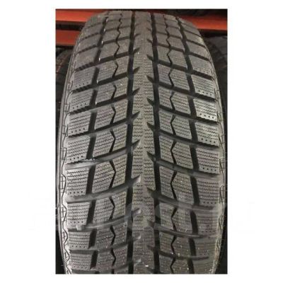 Лот: 25850053. Фото: 1. Зимняя резина 205/55 R-16 " LingLong... Шины