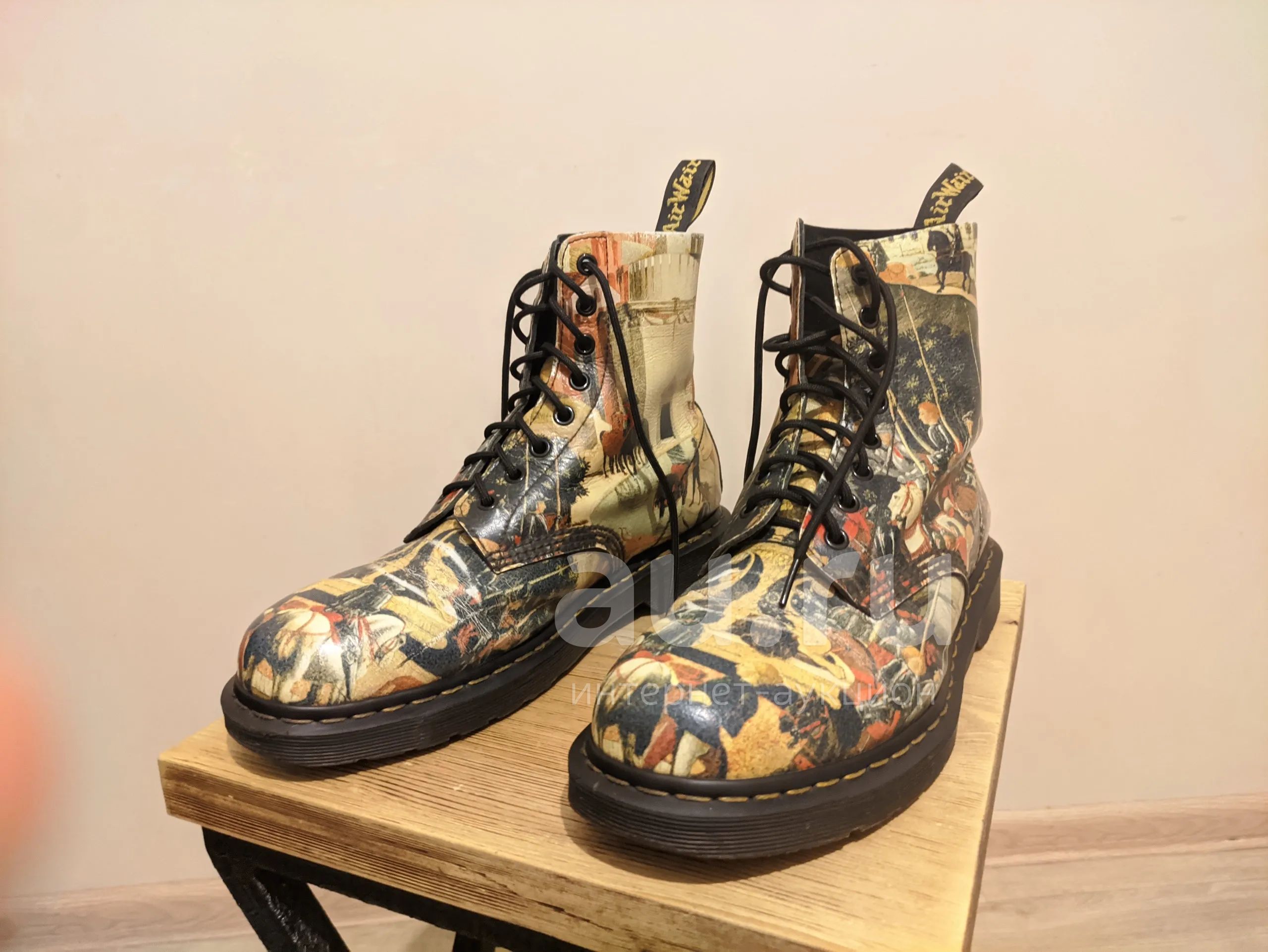 Dr martens renaissance outlet