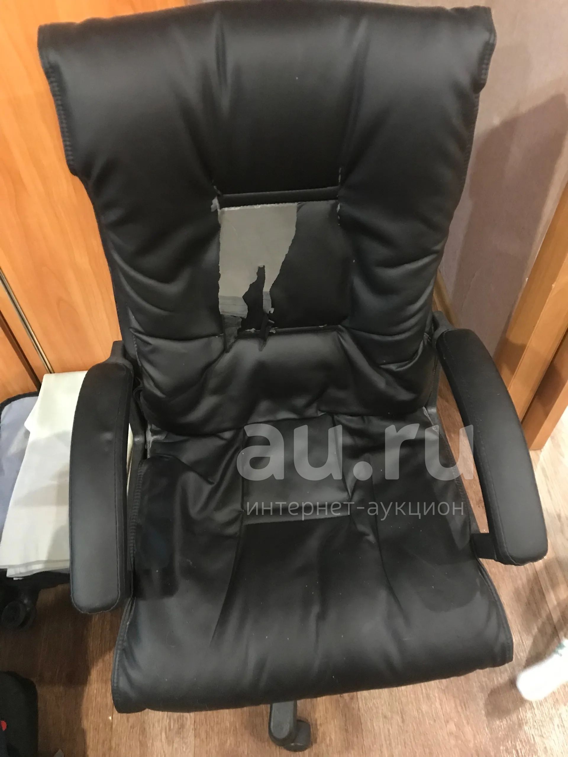 Кресло руководителя — купить в Красноярске. Состояние: Б/у. Стулья и ...
