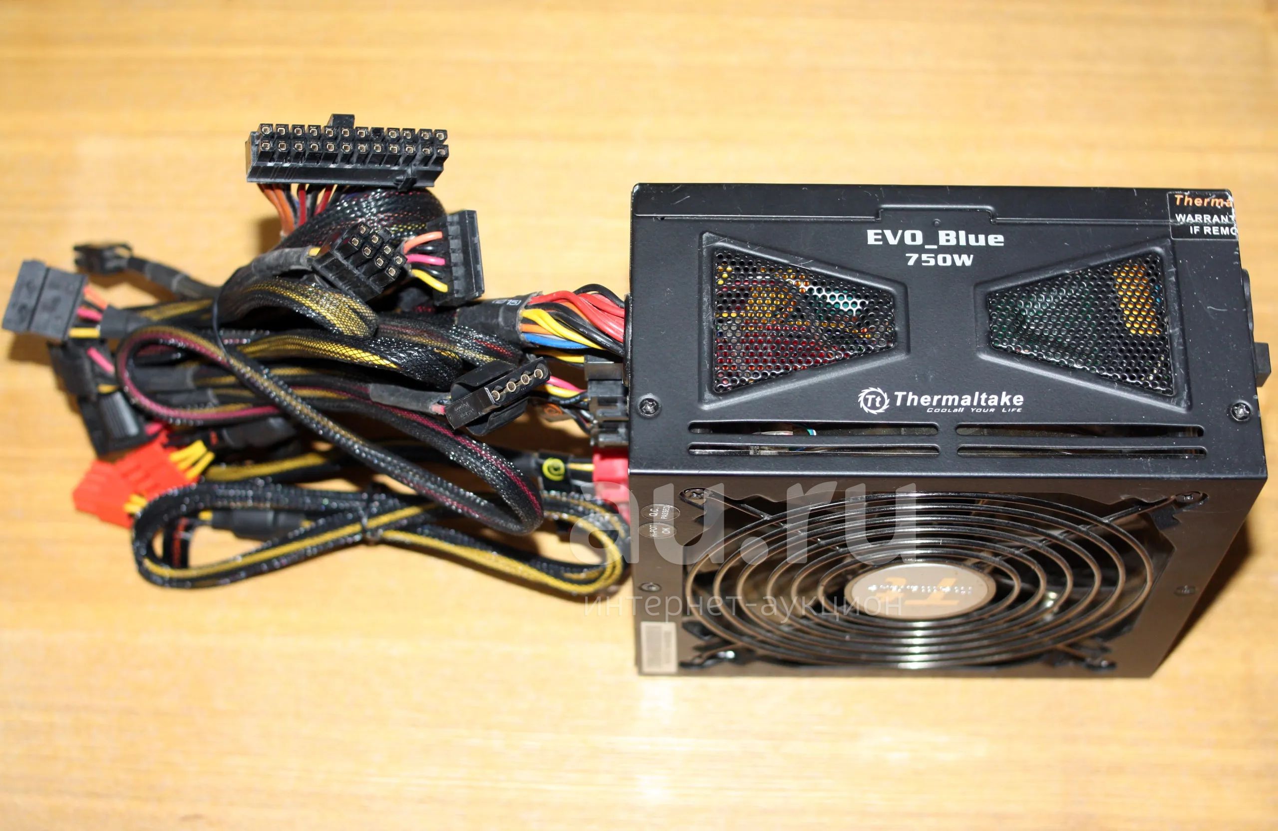 Thermaltake EVO_Blue 750W — купить в Красноярске. Состояние: Б/у ...