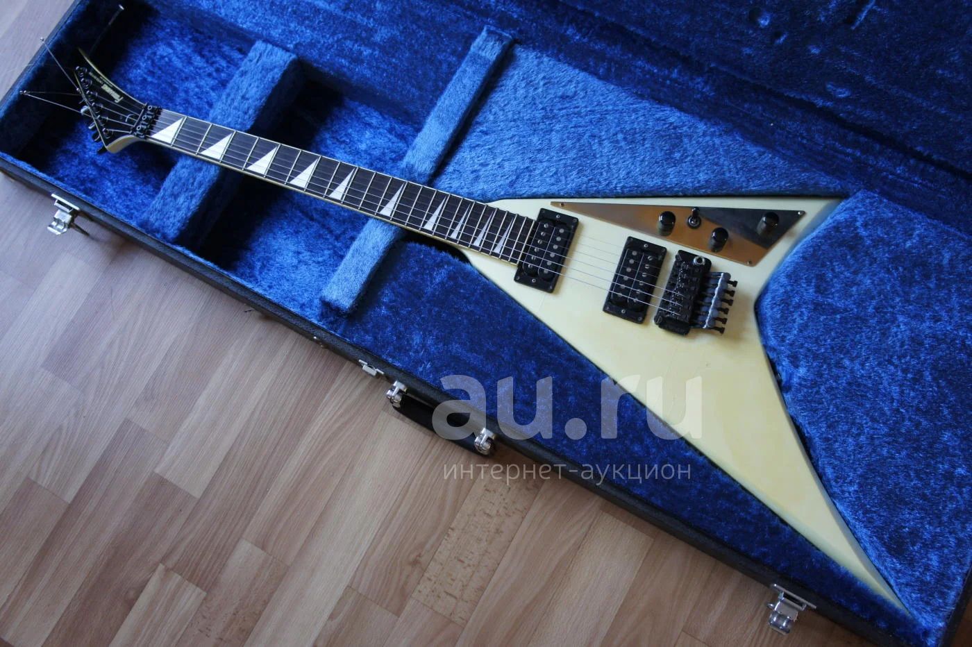 Js 100. Fernandes js-100. Fernandes js 100 RR Randy Rhoads. Чехол для электрогитары Jackson Randy Roads..