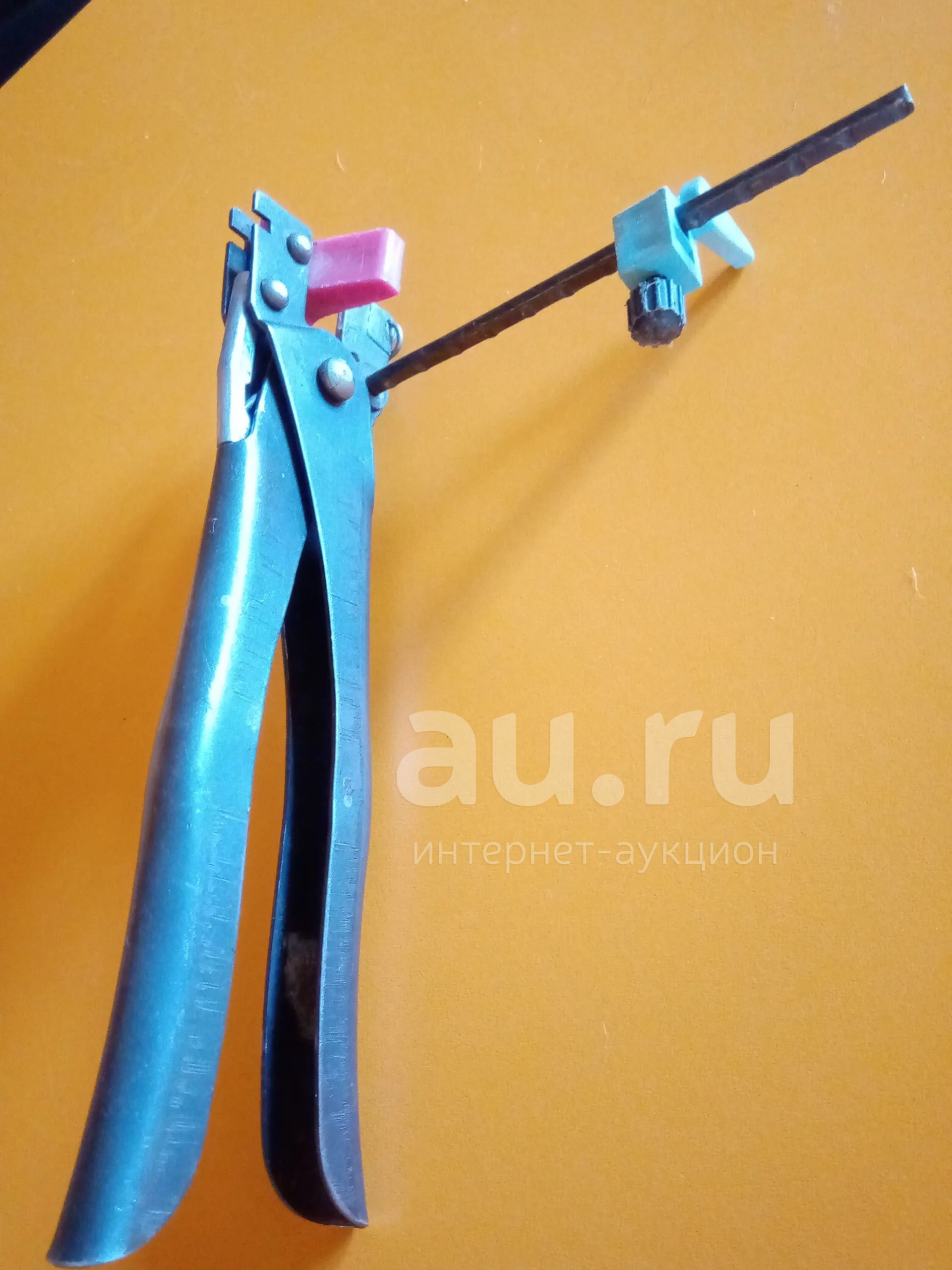 Ручной плиткорез — купить в Красноярске. Состояние: Б/у. Ручной ...