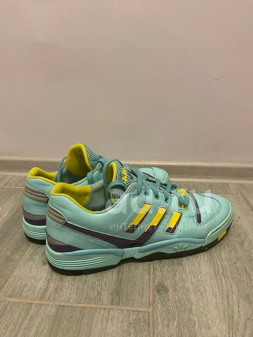 Кроссовки Adidas Originals Torsion Comp — купить в Красноярске ...