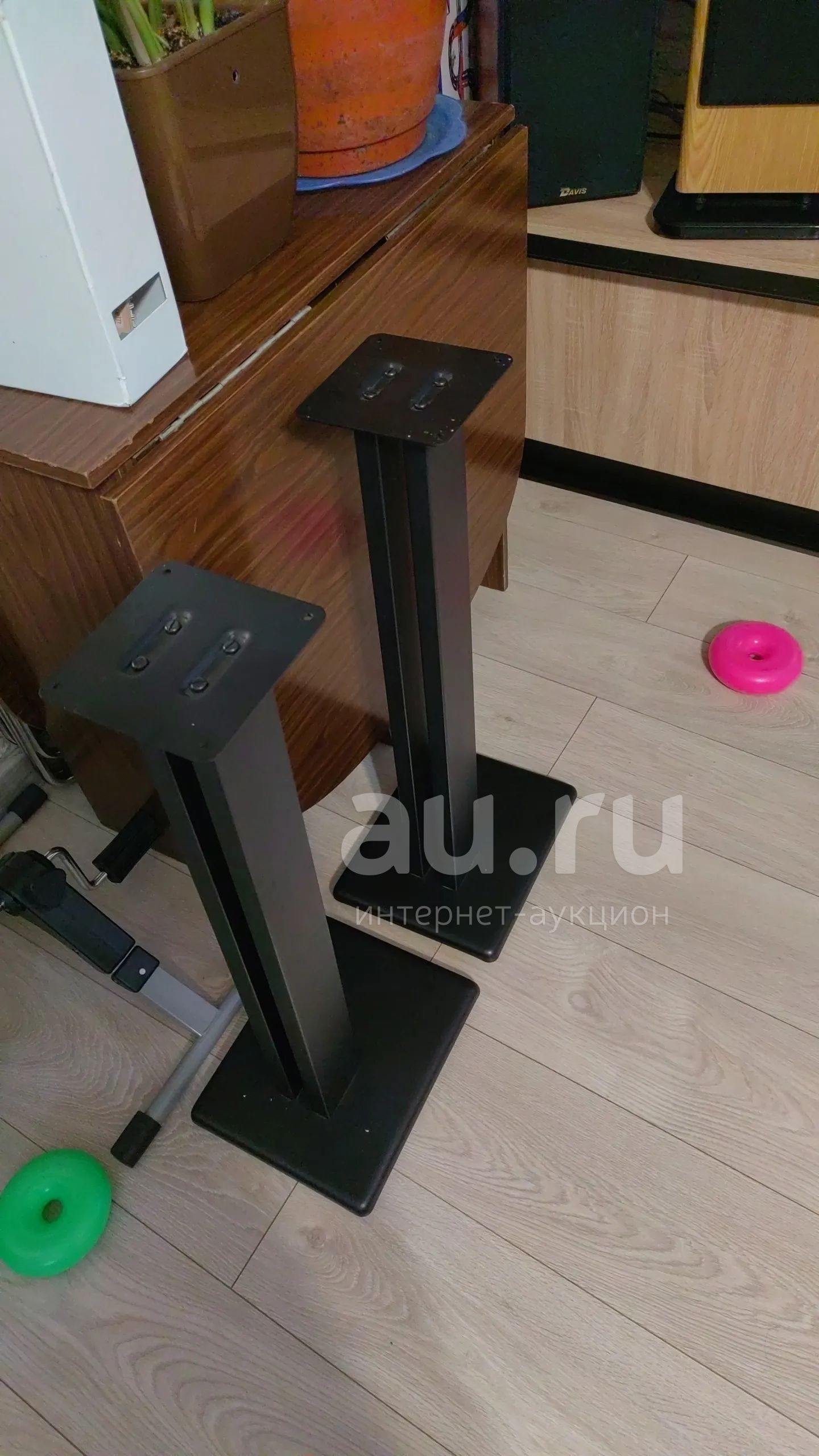 Стойки под колонки — купить в Красноярске. Состояние: Б/у. Другое ...
