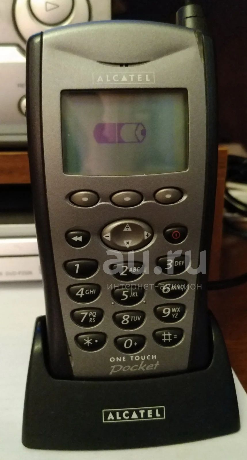 Телефон Alcatel One Touch Pocket GSM 900 — купить в Красноярске. Состояние:  Б/у. Кнопочные мобильные телефоны на интернет-аукционе Au.ru