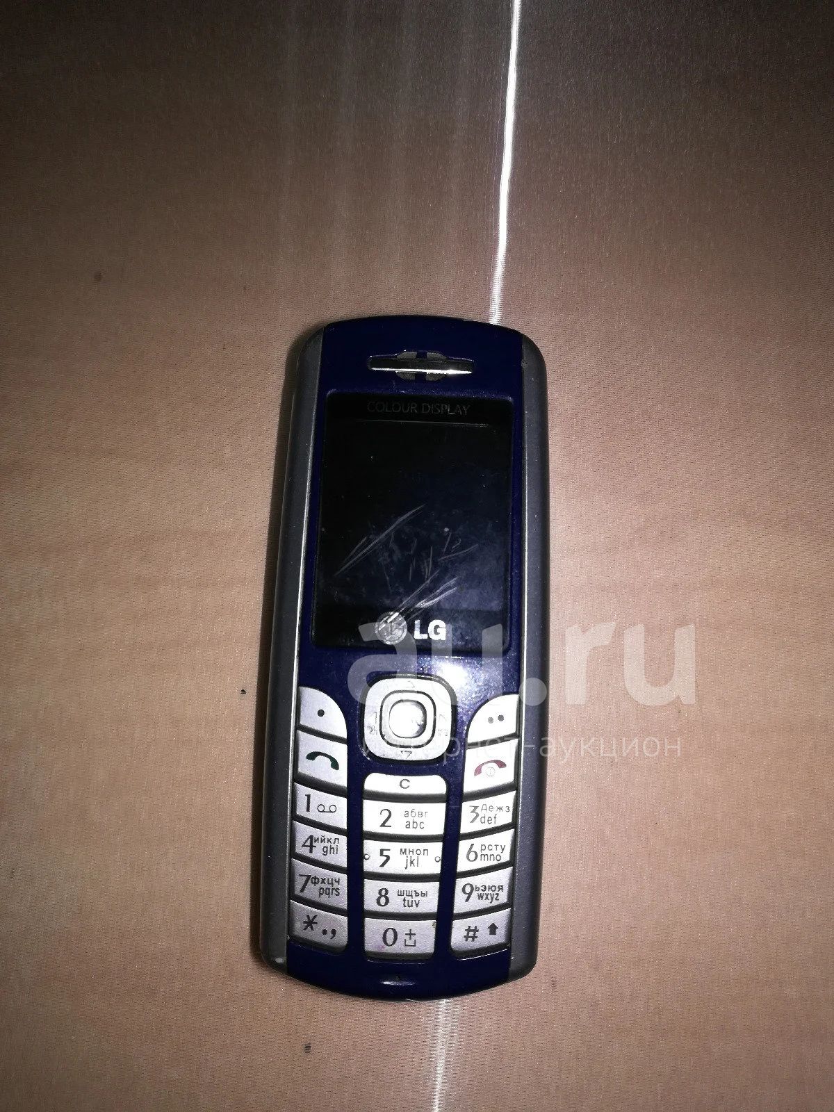 №1339 . Телефон LG CE0168 . — купить в Красноярске. Состояние: Неисправно.  Кнопочные мобильные телефоны на интернет-аукционе Au.ru