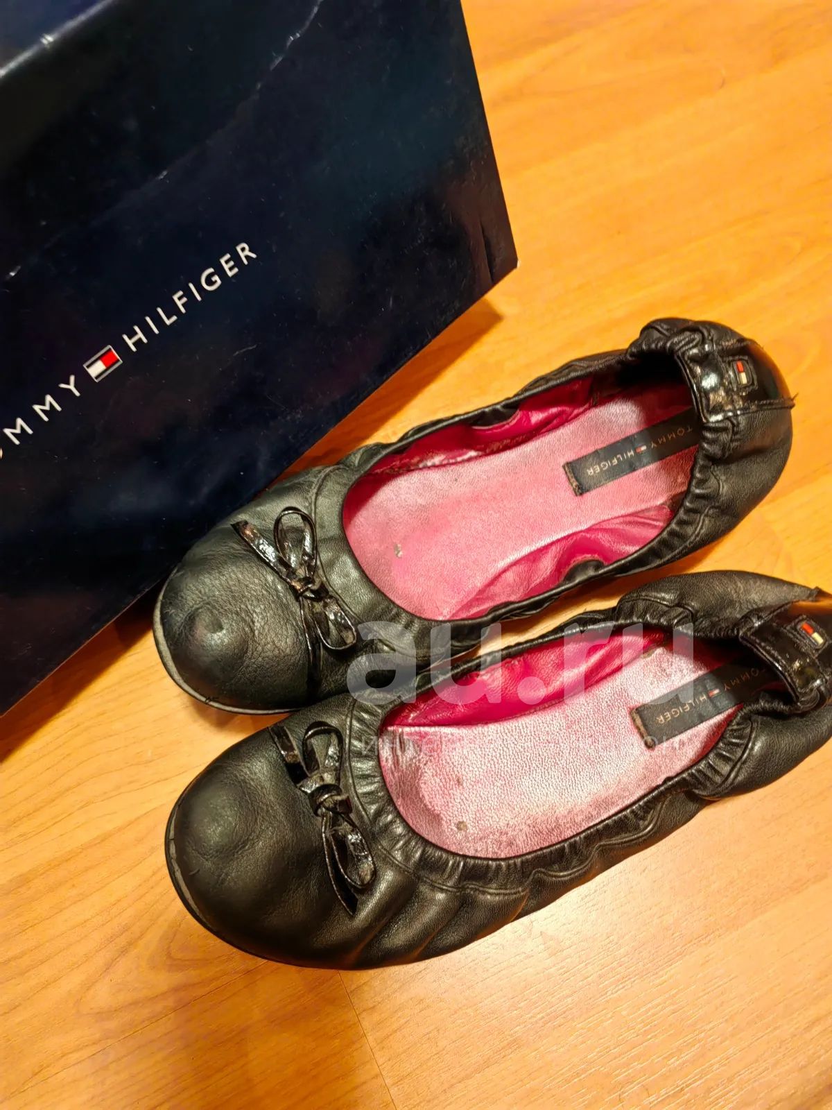 Tommy Hilfiger. 39 . Au.ru