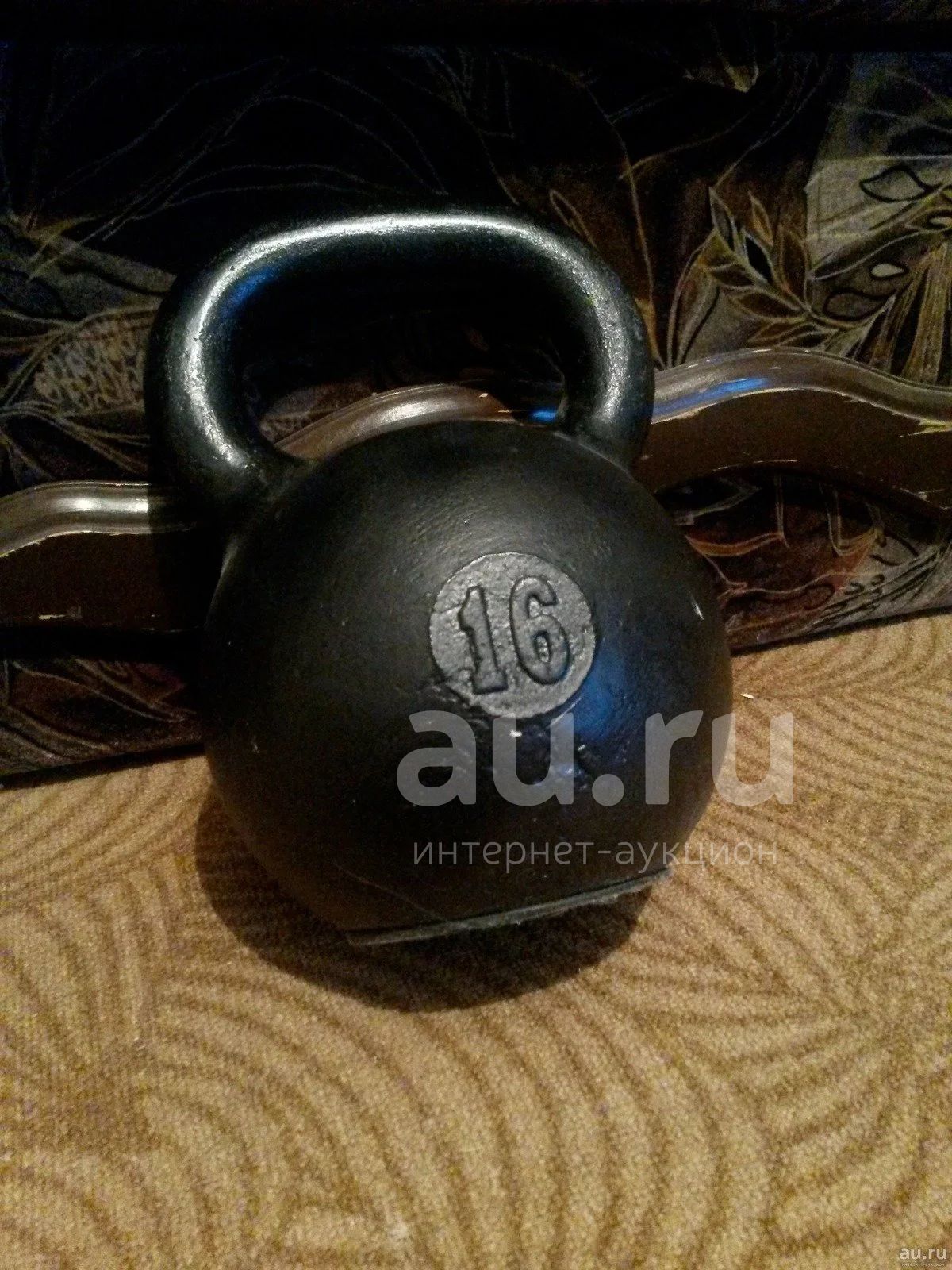 Купить гири 16 б у. Гиря Kettlebell 16 кг. Гиря 16 кг чугунная СССР. Гиря 16кг серп и молот. Гиря 16 кг красная.