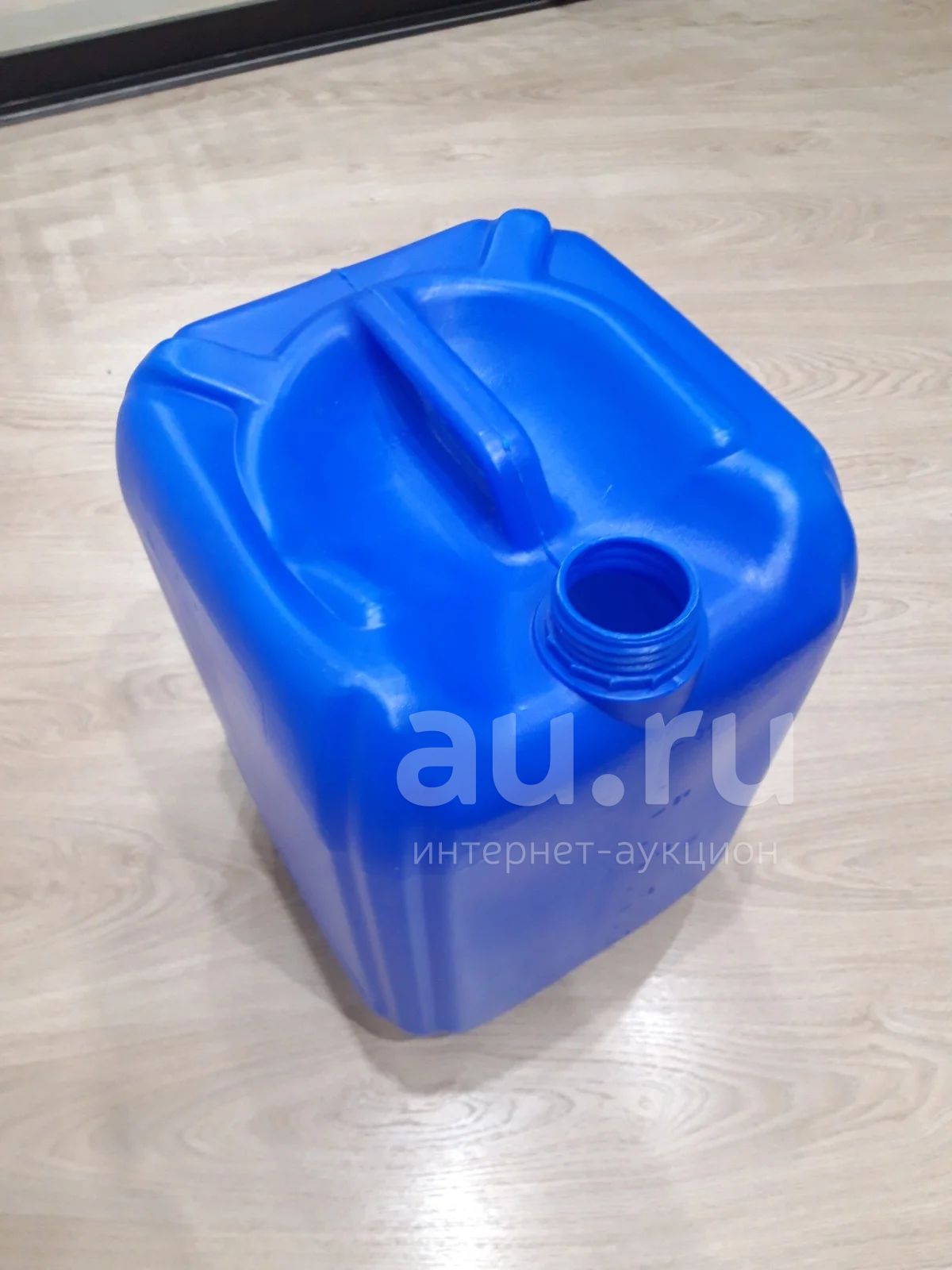 Канистра 30л, 30 — купить в Красноярске. Состояние: Б/у. Баки, ёмкости ...