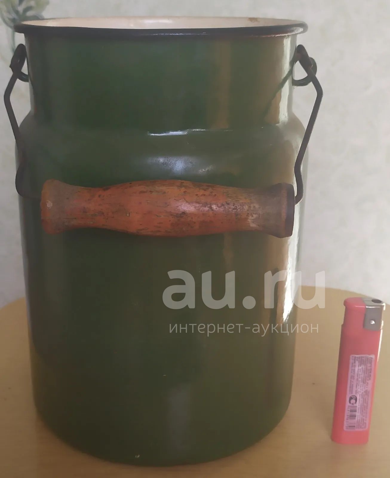 Бидон СССР — купить в Красноярске. Состояние: Б/у. Другое (домашний быт ...