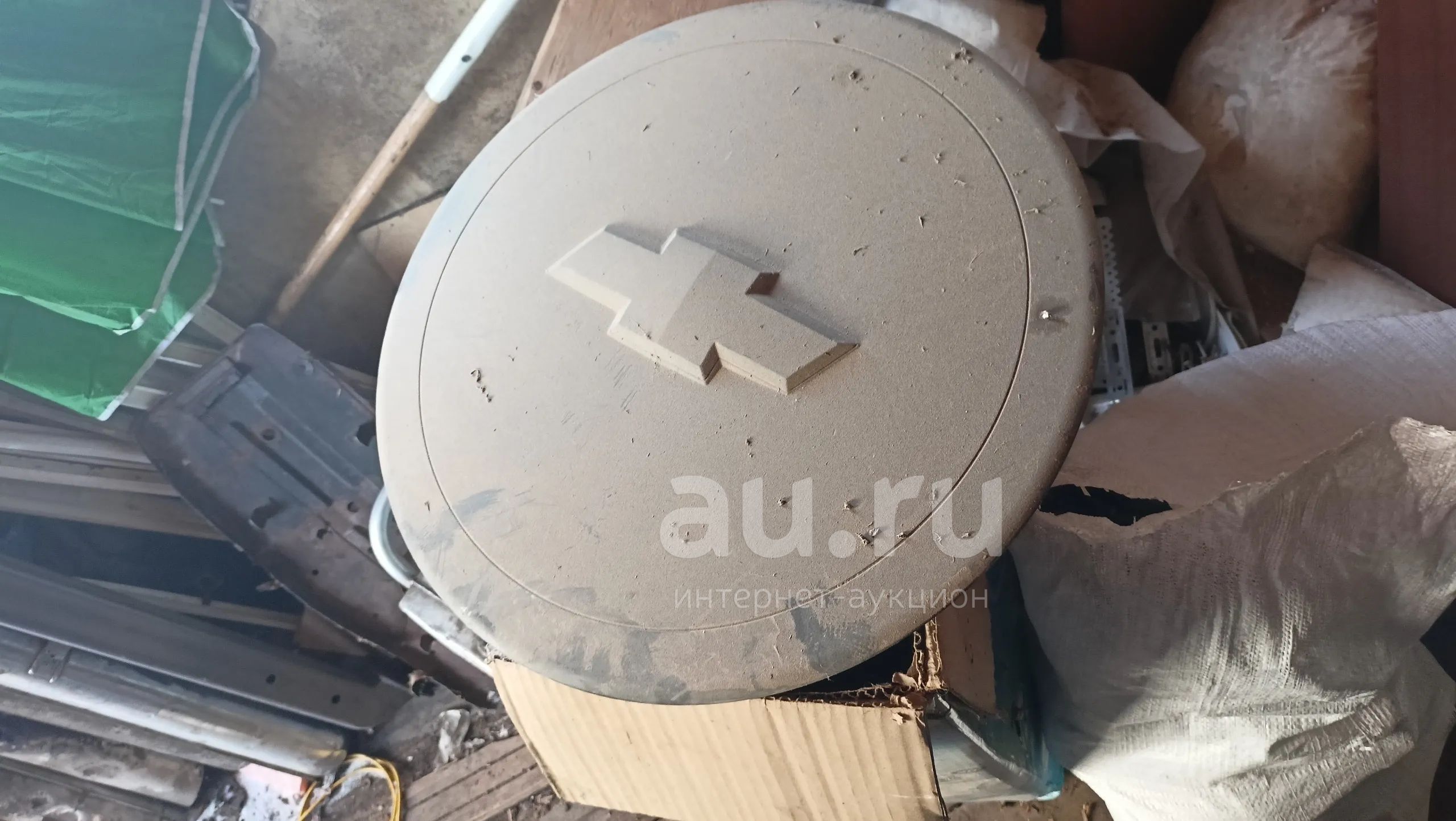 Колпак на запаску niva — купить в Сосновоборске. Состояние: Б/у ...